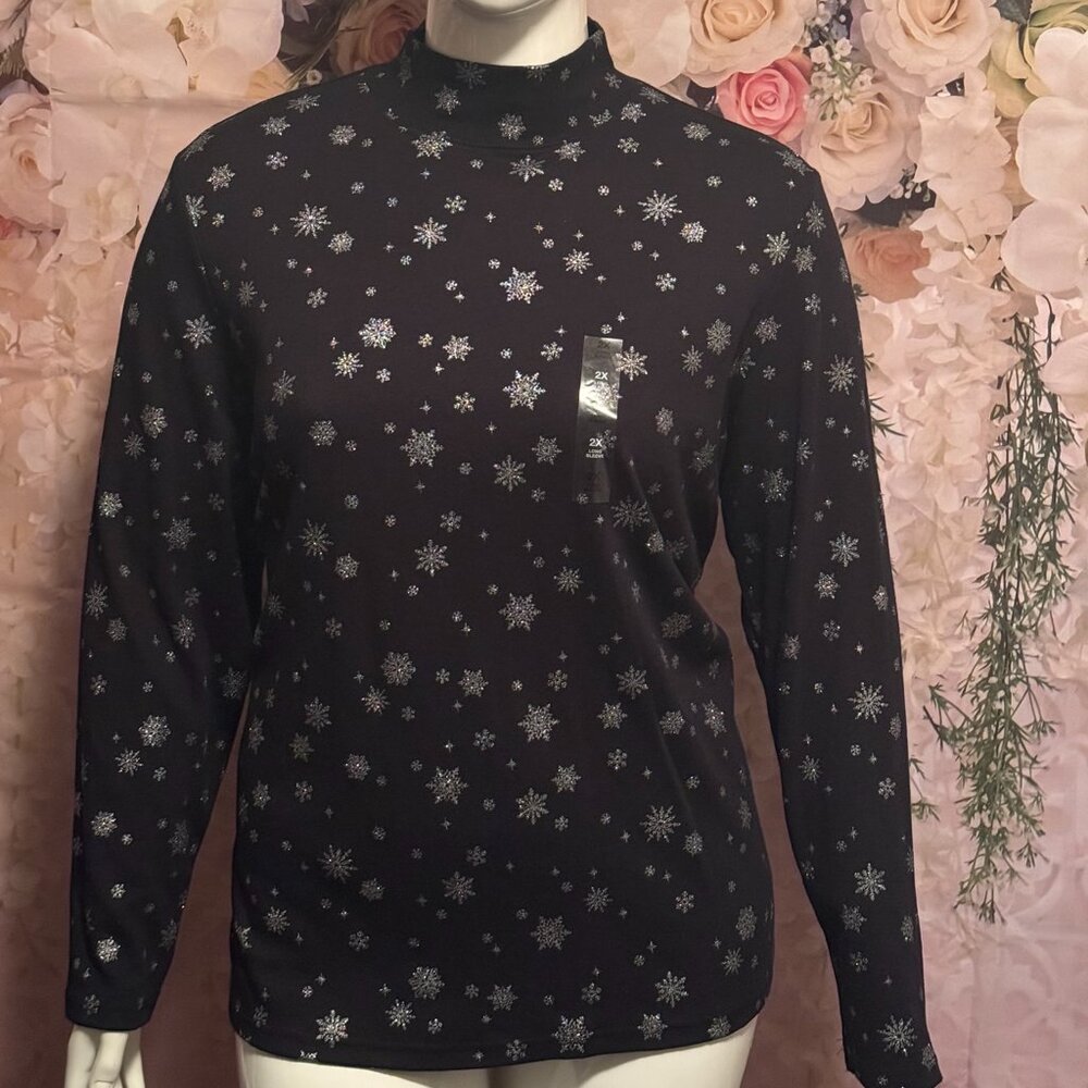 2X- Karen Scott Holiday Snowflake  Mock Neck Top